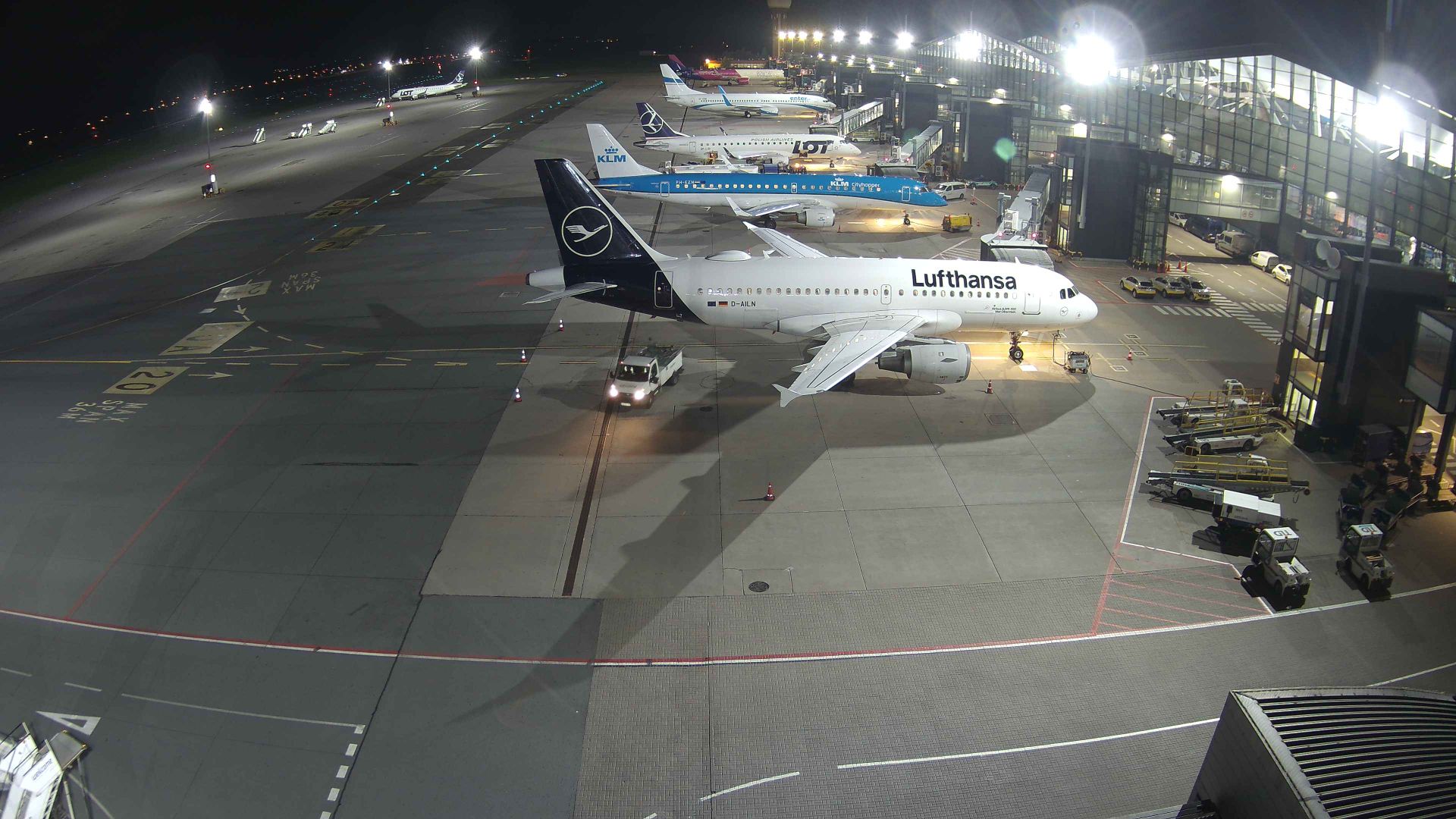 Traffic Cam Gdansk: Airport