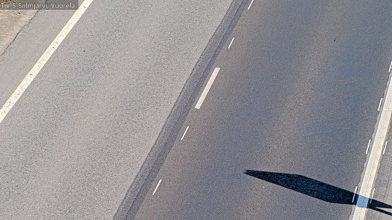 Traffic Cam Kuopio: Tie5 Vuorela - Tienpinta