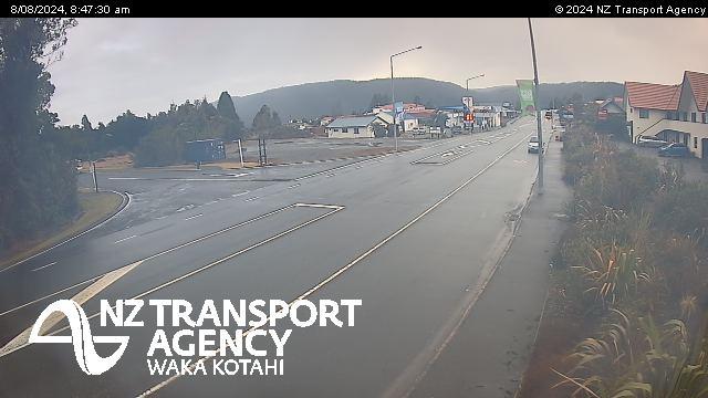 Northbound Traffic at Fox Glacier SH6 Webcam