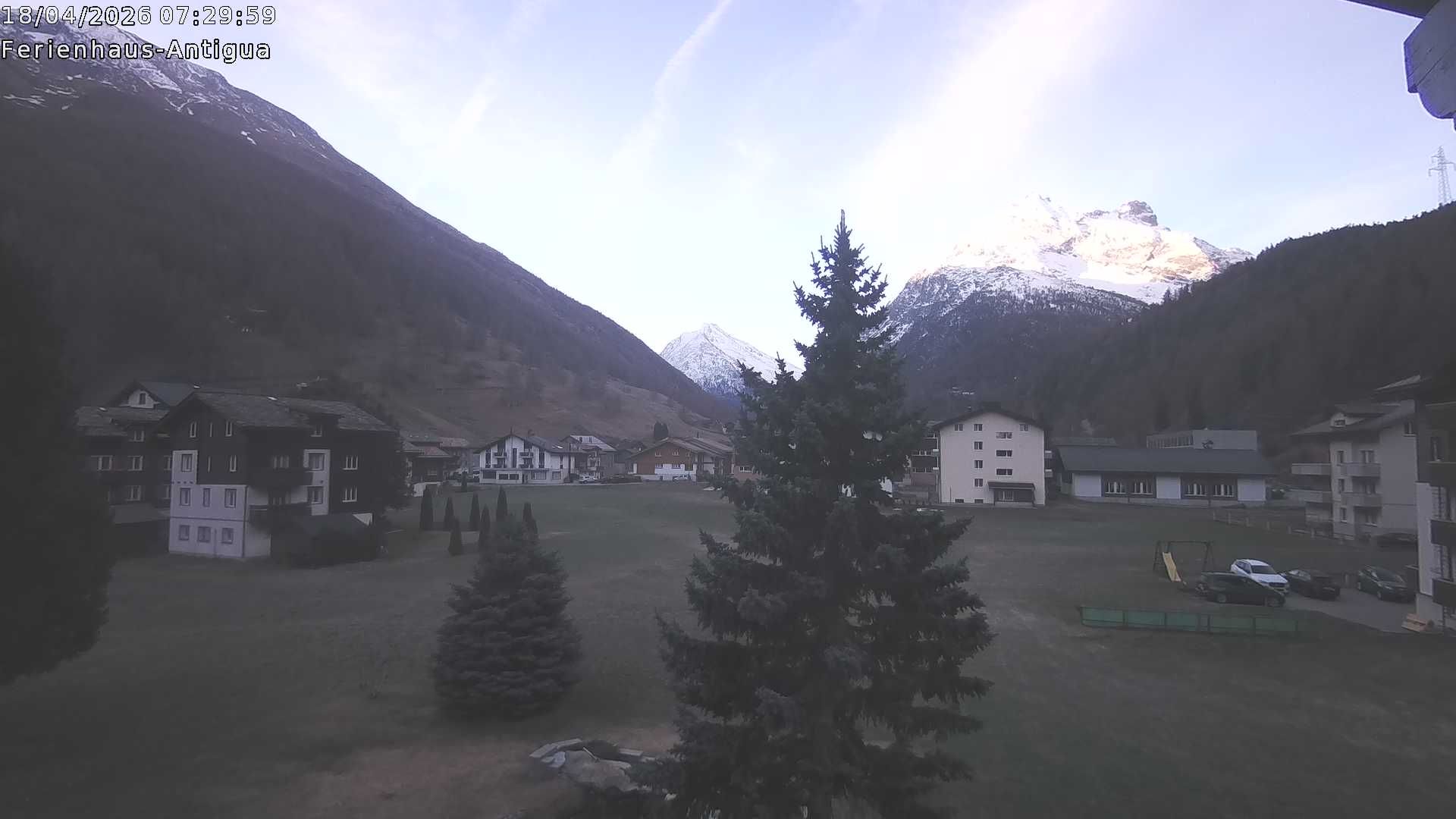 Saas-Grund: Ferienhaus Antigua