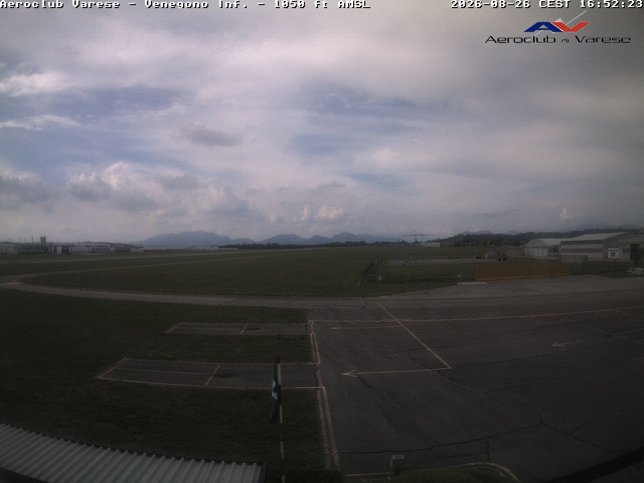 Traffic Cam Venegono Inferiore › North: Aeroclub Varese