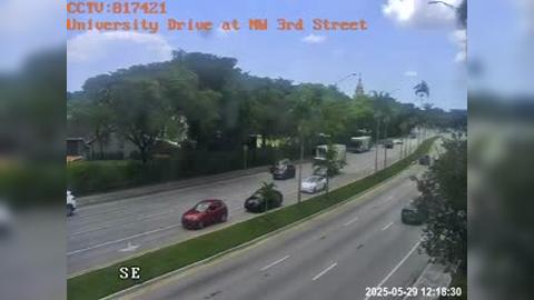 Traffic Cam Plantation: University Drive at NW 3rd Street