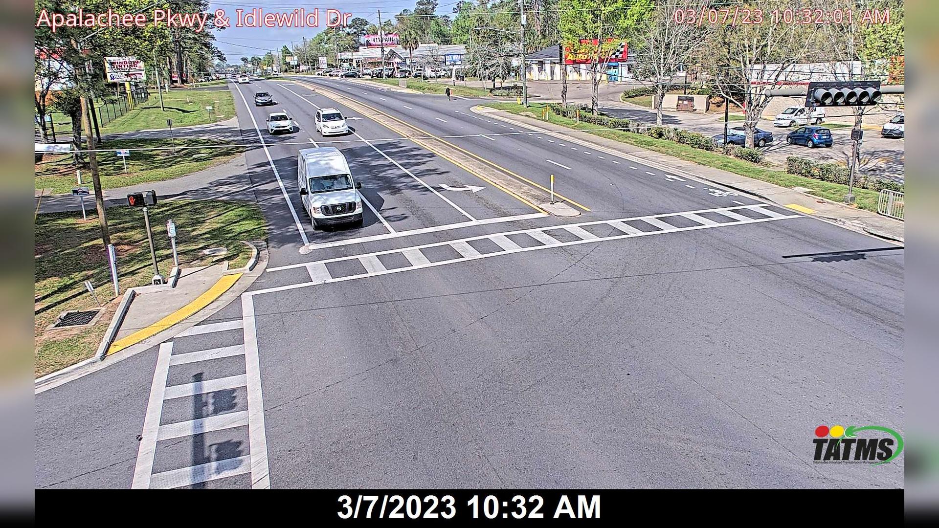 Traffic Cam Tallahassee: Apalachee Pkwy at Idlewild Dr