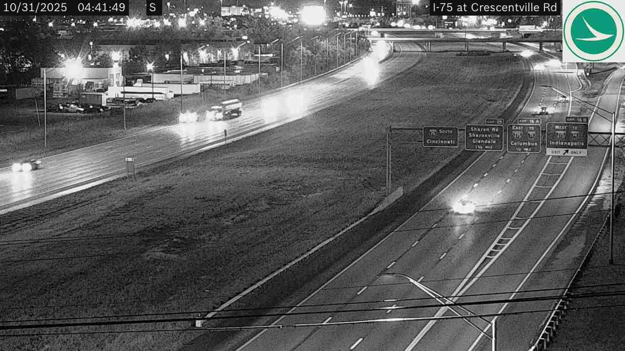 Traffic Cam Crescentville: I-75 at - Rd
