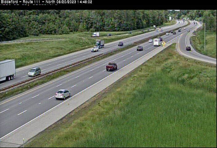 Traffic Cam Biddeford › North: I-95 NB at MM