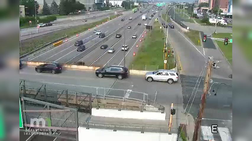 Bloomington Traffic: I-494 EB @ 12th Ave Webcam
