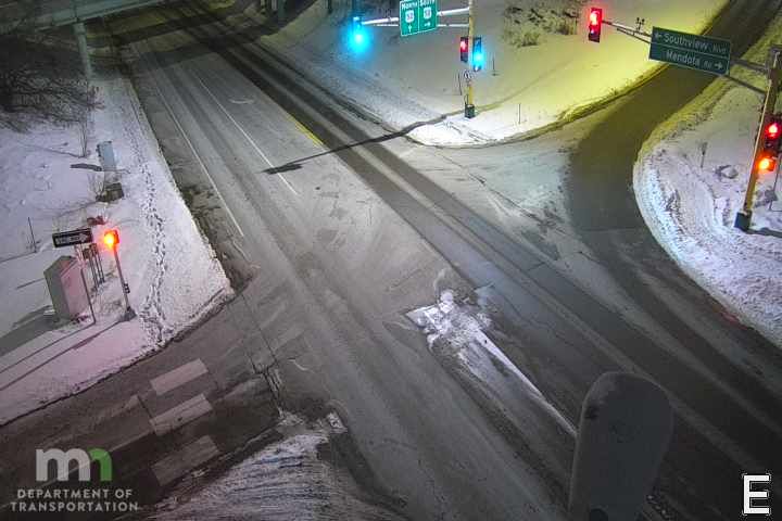 Traffic Cam South St. Paul: T.H.52 SB @ Southview Blvd (West ramps)