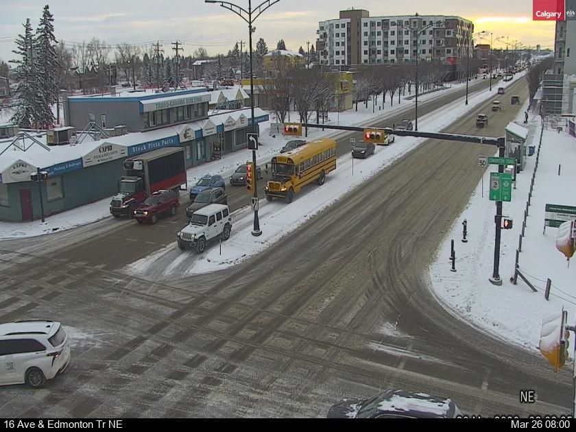 Traffic Cam Tuxedo Park: 16 Avenue - Edmonton Trail NE