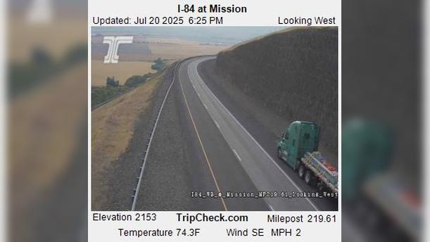Traffic Cam Pendleton: I-84 at Mission