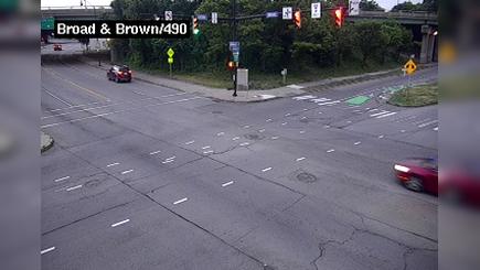 Traffic Cam Rochester: Broad St at Brown St - Campbell - I-490