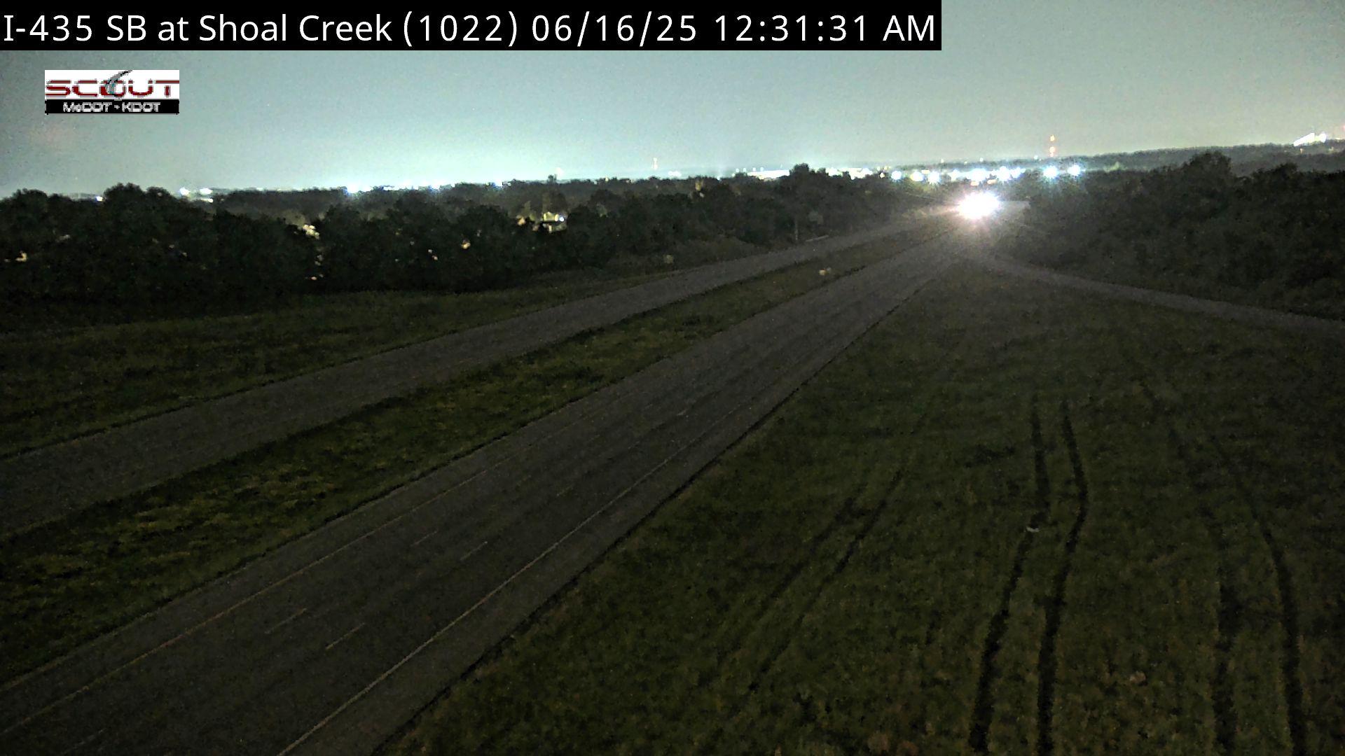 Traffic Cam Kansas City: I- S @ at SHOAL CREEK