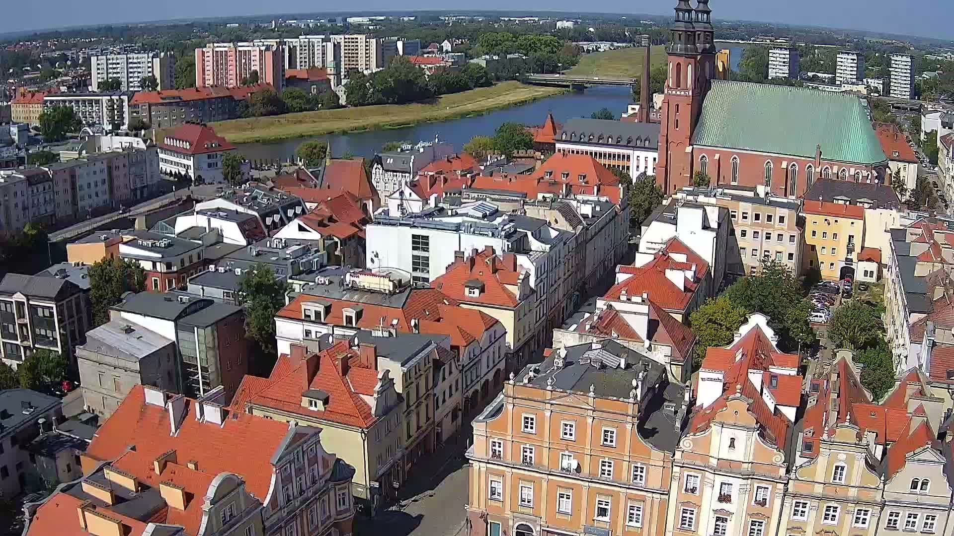 Traffic Cam Opole: Parafia Katedralna p.w. Podwyższenia Krzyża Świętego w Opolu
