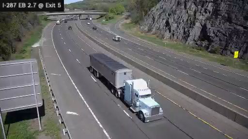 Traffic Cam Fairview › East: I-287 Just East of Interchange 5 (Route 119)