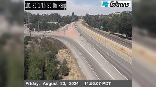 Traffic Cam ˌpæsə ˈroʊbʊlz › South: US-101 : 17th Street Onramp