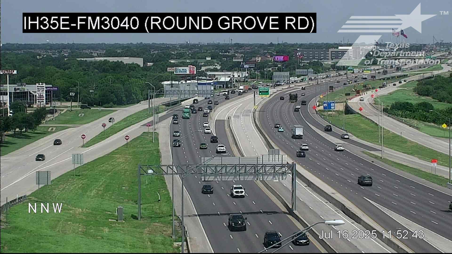 Traffic Cam Lewisville › North: I-35E @ FM3040 (Round Grove Rd)