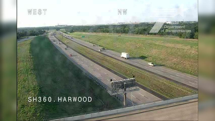 Traffic Cam Euless › North: SH 360 @ Harwood