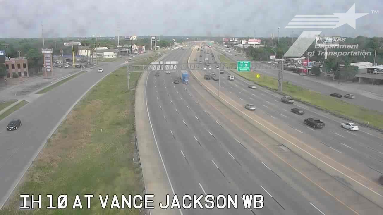 Traffic Cam San Antonio › West: IH 10 at Vance Jackson WB