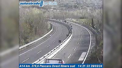 Preview delle webcam di Calcasacco: A14 km. 378,6 Pescara Ovest itinere sud