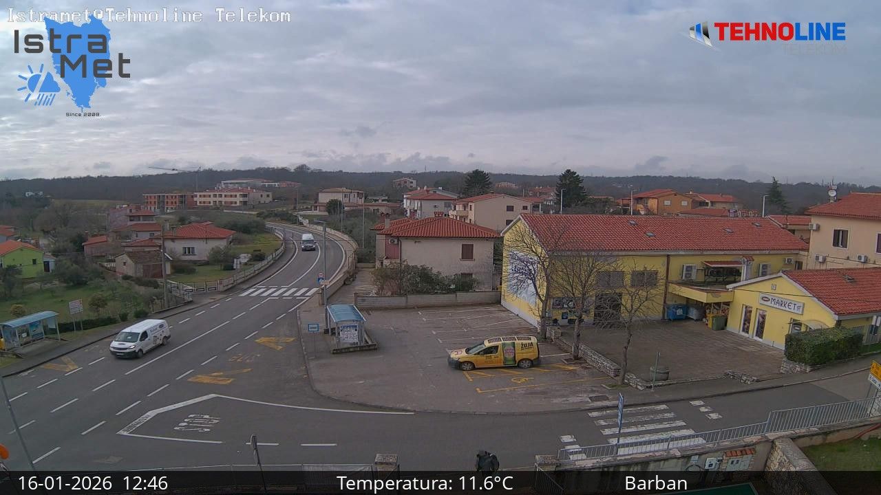 Traffic Cam Labin › West
