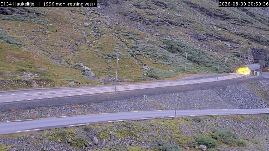 Traffic Cam Ullensvang: E134 Haukelifjell v/Pepparstein (Røldal)