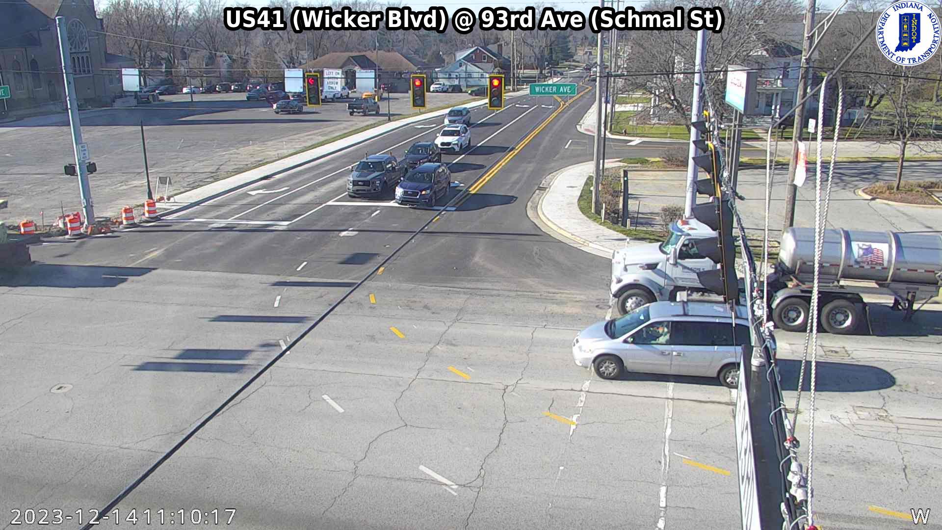 Traffic Cam St. John: SIGNAL: US41 (Wicker Blvd) @ 93rd Ave (Schmal St