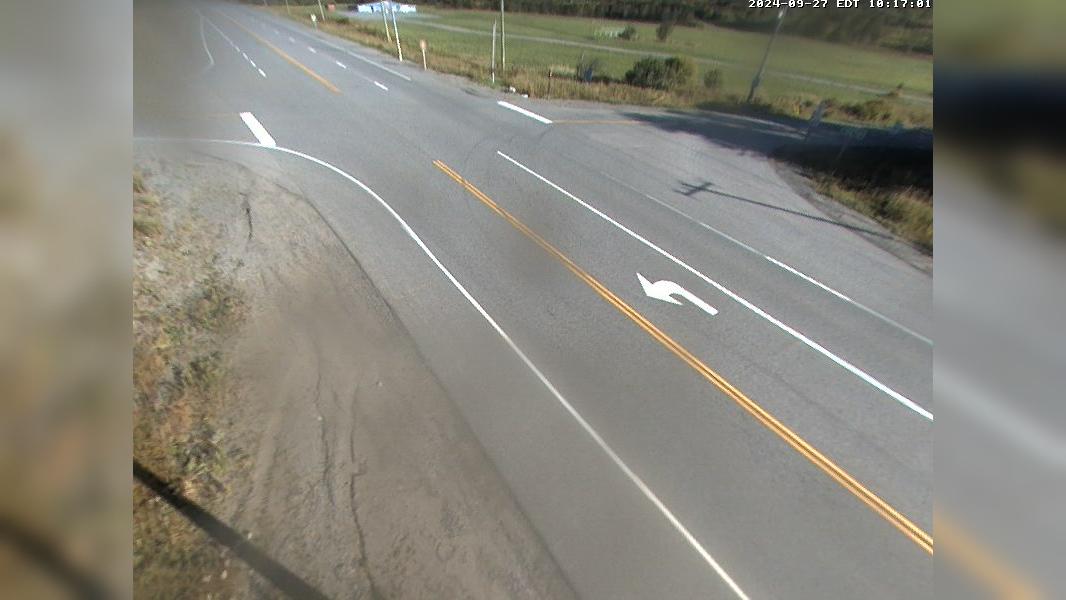 Traffic Cam Unorganized North Algoma: Highway 17 at Highway 552