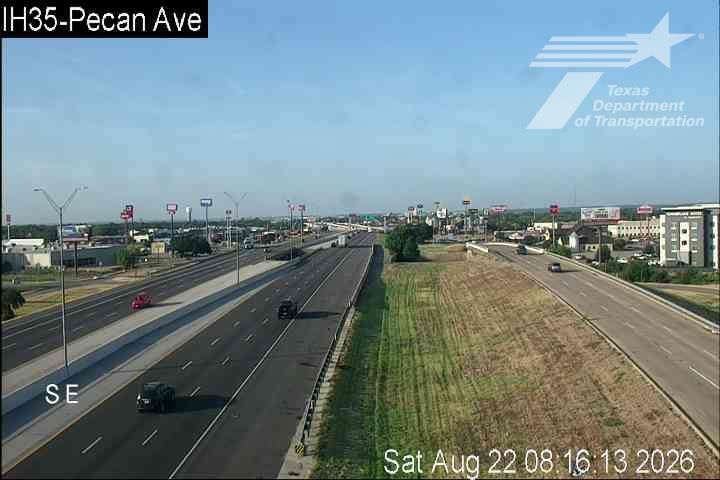Traffic Cam Lacy-Lakeview › South: I35@PecanAve-Waco
