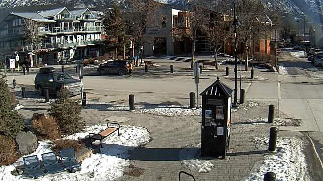 Traffic Cam Canmore › East: Canmore Civic Centre