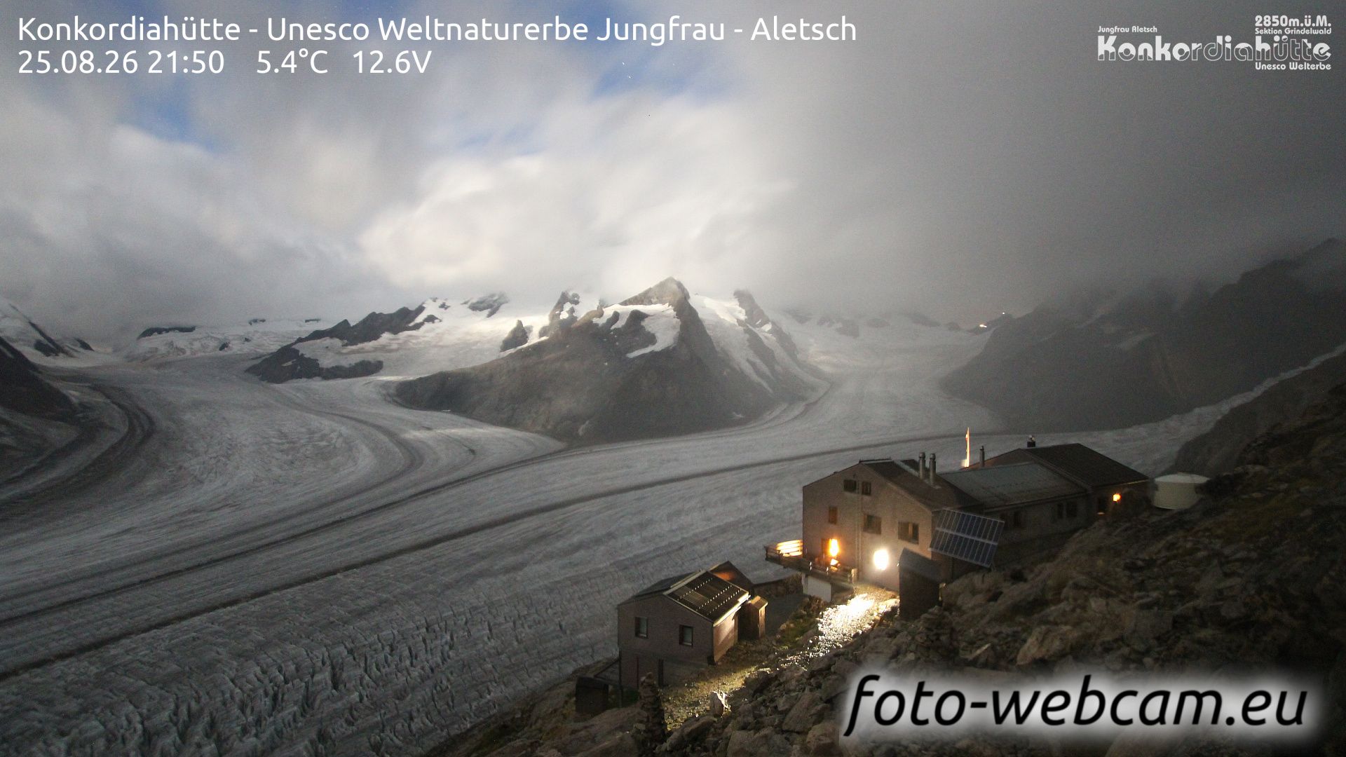 Fieschertal: Konkordiahütte - Trugberg - Gletscherhorn - Jungfraujoch - Hollandiahütte SAC - Ebnefluh - Jungfrau - Jungfrau Region