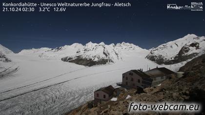 Fieschertal: Konkordiahütte - Trugberg - Gletscherhorn - Jungfraujoch - Hollandiahütte SAC - Ebnefluh - Jungfrau - Jungfrau Region