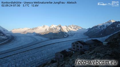 Fieschertal: Konkordiahütte - Trugberg - Gletscherhorn - Jungfraujoch - Hollandiahütte SAC - Ebnefluh - Jungfrau - Jungfrau Region