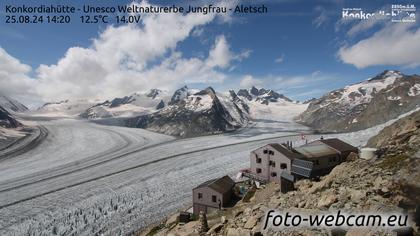 Fieschertal: Konkordiahütte - Trugberg - Gletscherhorn - Jungfraujoch - Hollandiahütte SAC - Ebnefluh - Jungfrau - Jungfrau Region