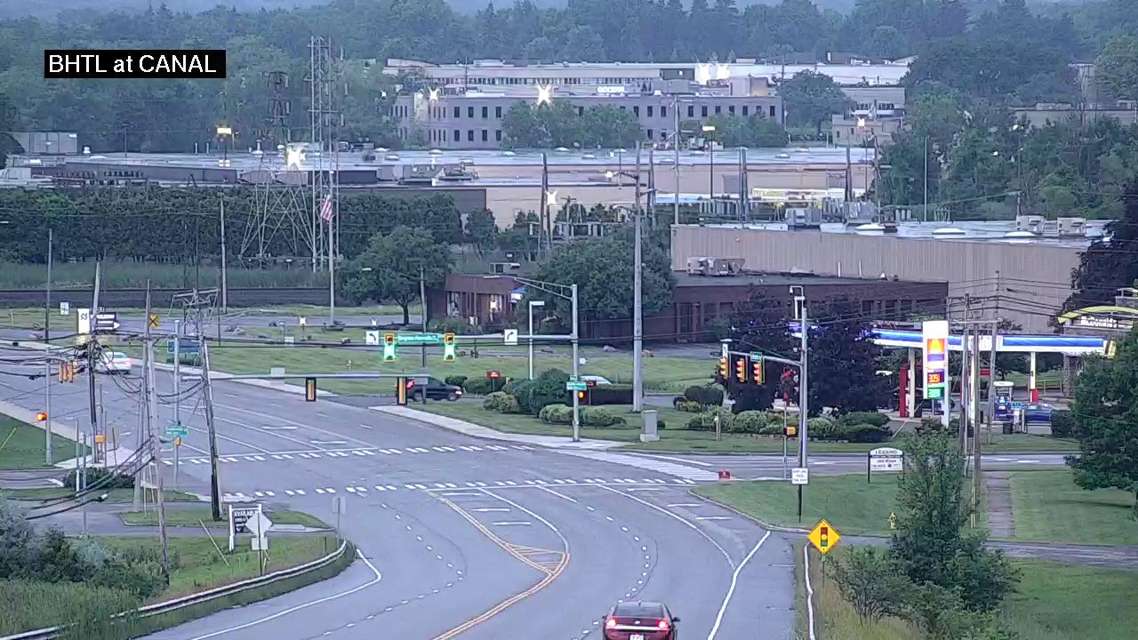 Traffic Cam Rochester: Winton Rd at Canal Bridge -