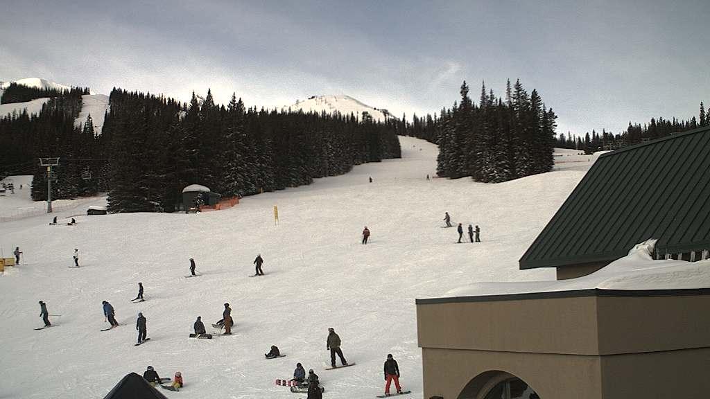 Traffic Cam Jasper: Marmot Basin