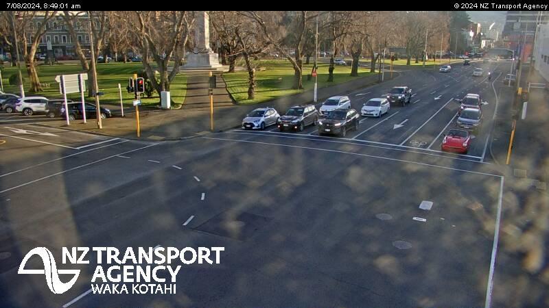 Traffic Cam South Dunedin › South: SH1 Queens Gardens