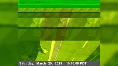 Oakland East Traffic Watch: I-80 Toll Plaza