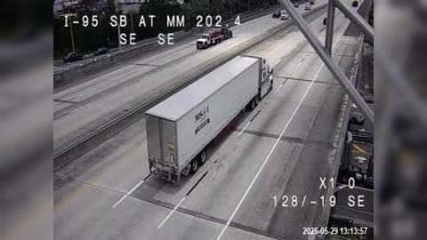 Traffic at I-95 MM 2024 SB Cocoa Webcam