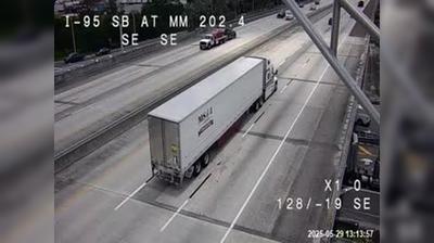 Traffic at I-95 MM 2024 SB Cocoa