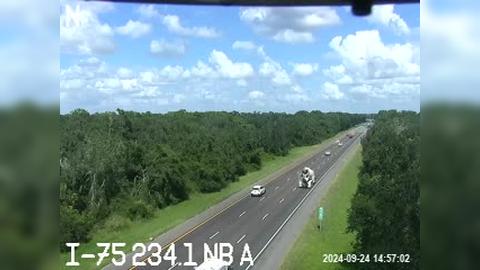 Traffic Cam Sun City: I-75 234.1 NB