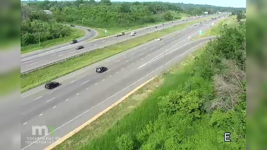 Traffic Cam Mendota Heights: I-494 EB @ Dodd Rd