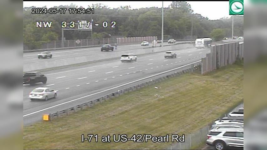 Traffic Cam Middleburg Heights: I-71 at US-42/Pearl Rd