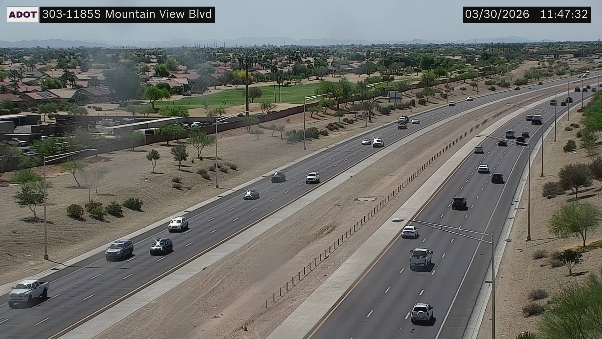 Traffic Cam Surprise › South: L-303 SB 118.55 @MOUNTAIN VIEW