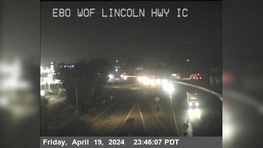 Traffic Cam Downtown Historic District › East: TV985 -- I-80 : West of Lincoln Highway