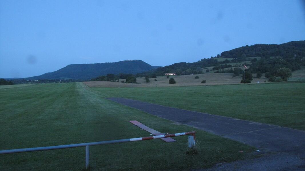 Dettingen Scenic Airport: Weather Watch Webcam