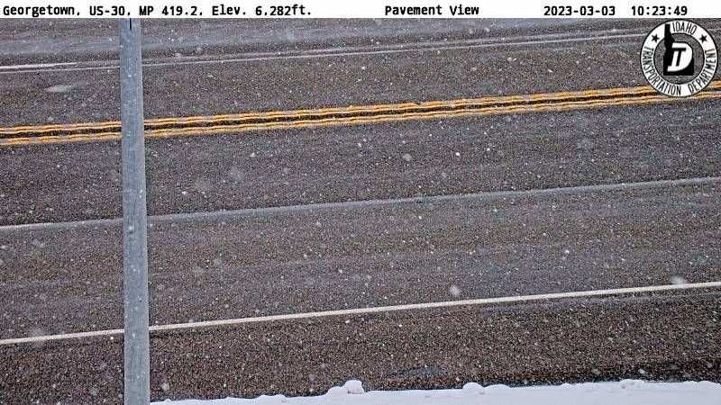 Traffic Cam Georgetown: US - Summit: Pavement