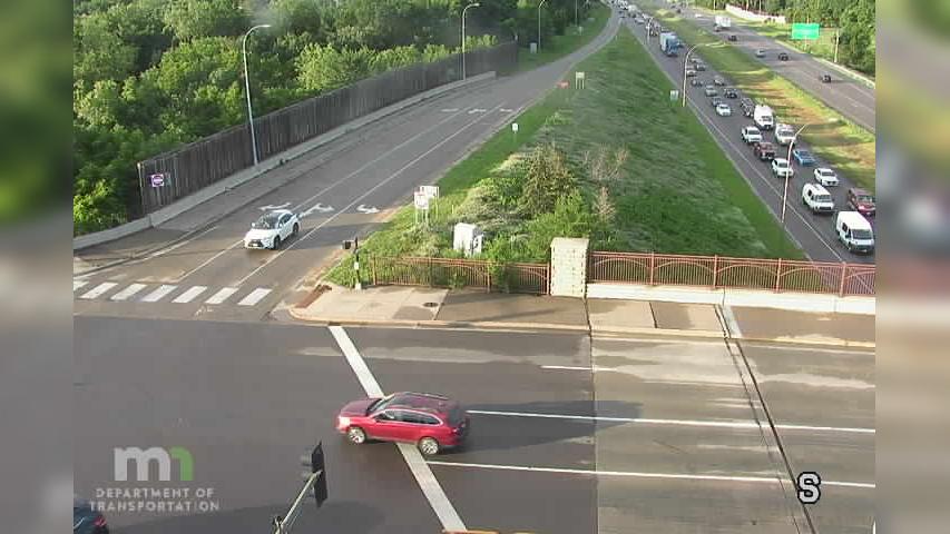 Traffic Cam Bloomington: US 169: U.S.169 NB @ Pioneer Tr