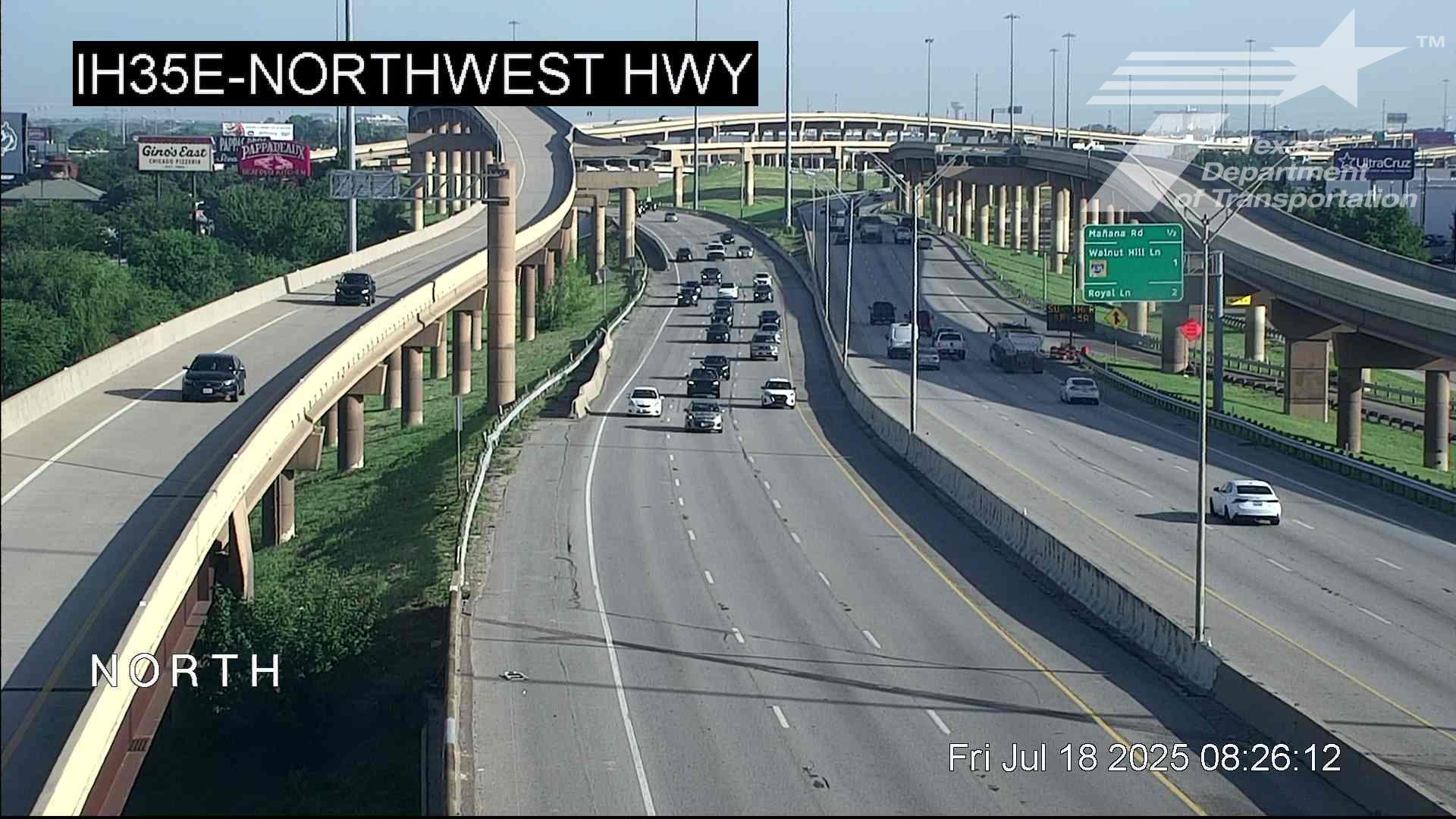 Traffic Cam Dallas › North: I-35E @ Mockingbird