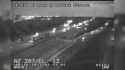 Traffic Cam Houston › South: I-610 East Loop @ Market Street