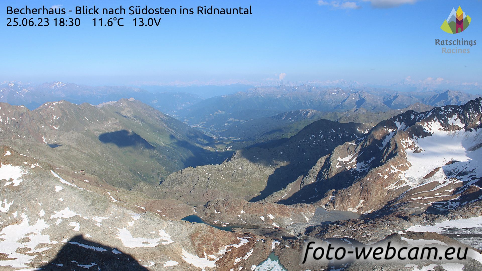 Traffic Cam Ridnaun - Ridanna: Becherhaus - Blick nach Südosten ins Ridnauntal