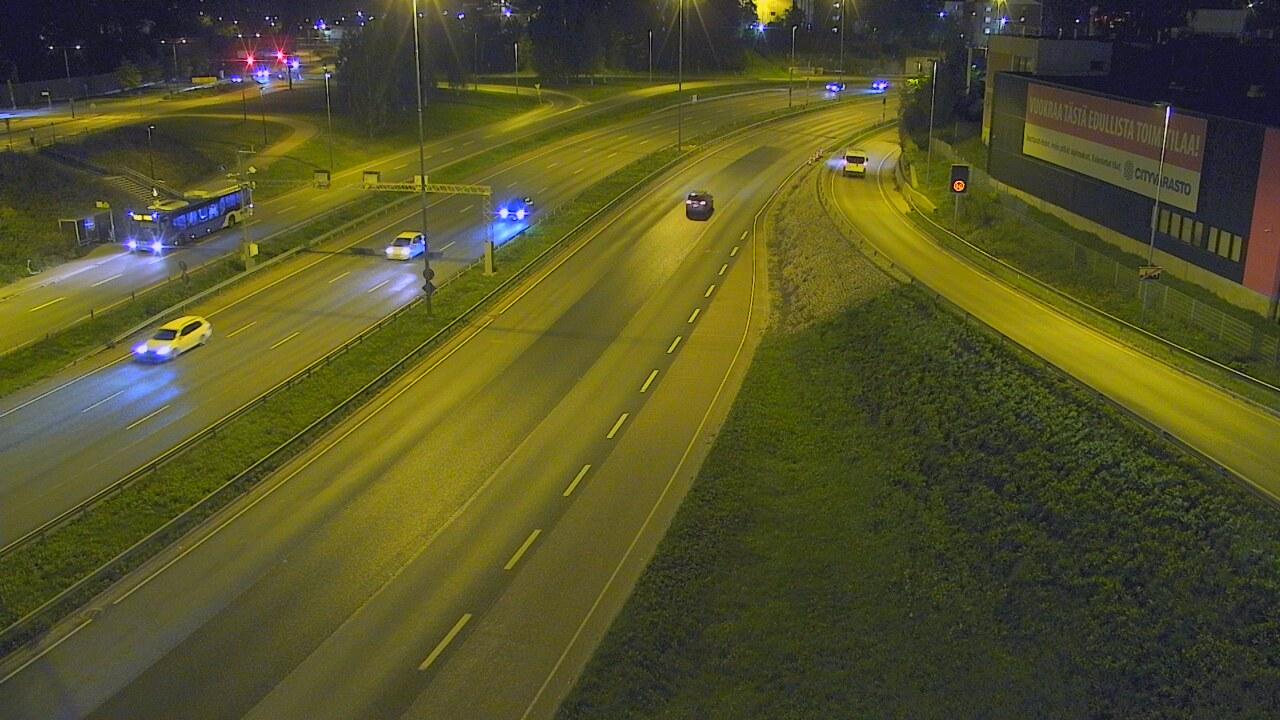 Traffic Cam Espoo: Tie 101 LRamppi - Kehä I